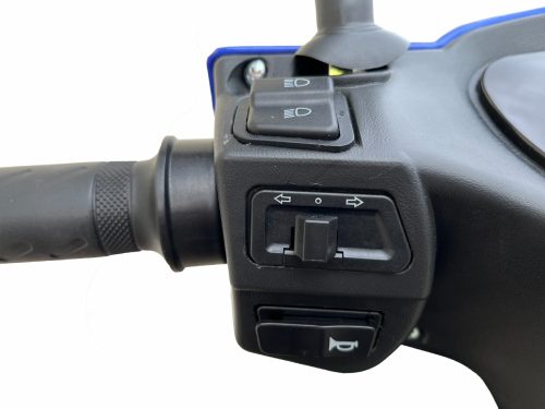 FM-27 elektromos robogó 20Ah