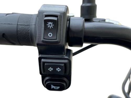 FM-12 PAKK elektromos kisrobogó